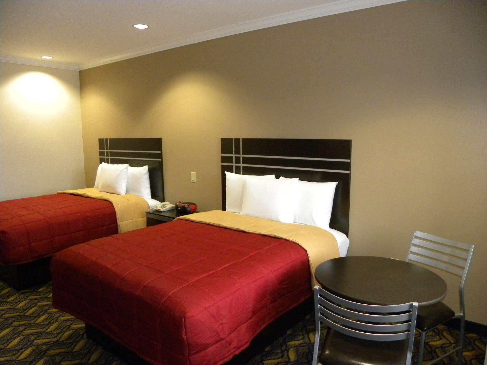 Palace Kingwood 2* Humble