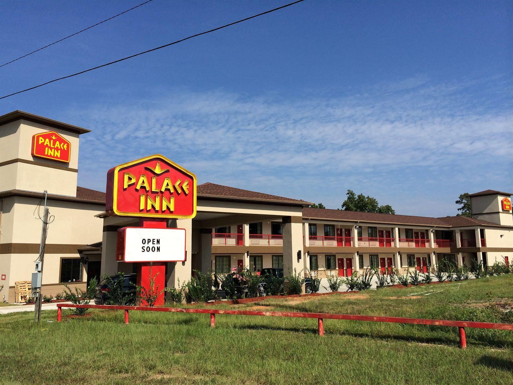 Palace Kingwood 2*